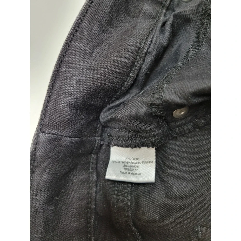 St. John's Bay Straight Leg Jeans Women's Size 16 Black Stretch Mid Rise...